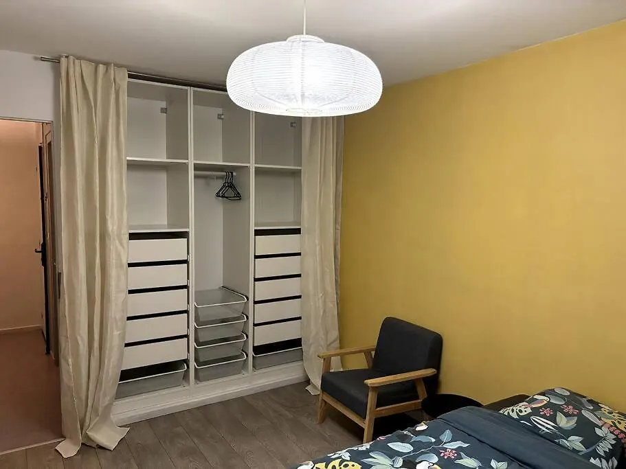 Coloc Cursat - Yellow Room Annemasse Γαλλία
